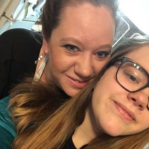 Meet your Posher, Leanne